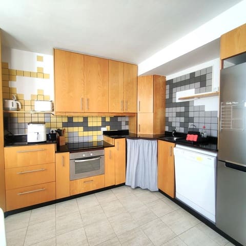 Piso de 2 habitaciones en El Tablero, San Bartolomé de Tirajana en alquiler - 1.000 € (Ref: 9538885)