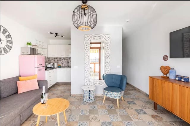 1 makuuhuone Asunto myytävänä paikassa Playa del Inglés, San Bartolomé de Tirajana mukana uima-altaan - 245 000 € (Ref: 9563724)