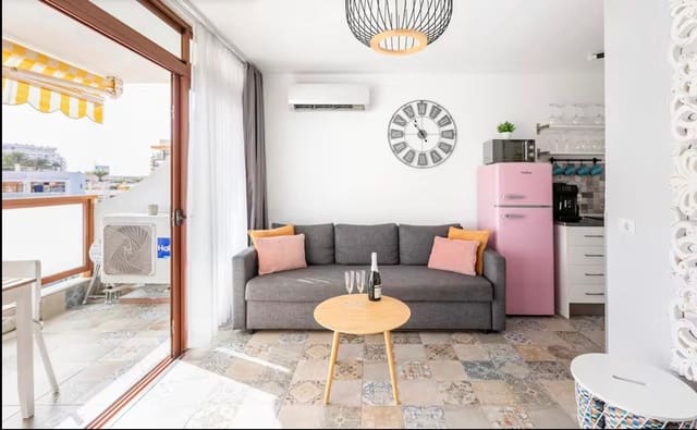 1 makuuhuone Asunto myytävänä paikassa Playa del Inglés, San Bartolomé de Tirajana mukana uima-altaan - 245 000 € (Ref: 9563724)