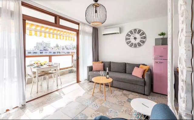 1 makuuhuone Asunto myytävänä paikassa Playa del Inglés, San Bartolomé de Tirajana mukana uima-altaan - 245 000 € (Ref: 9563724)