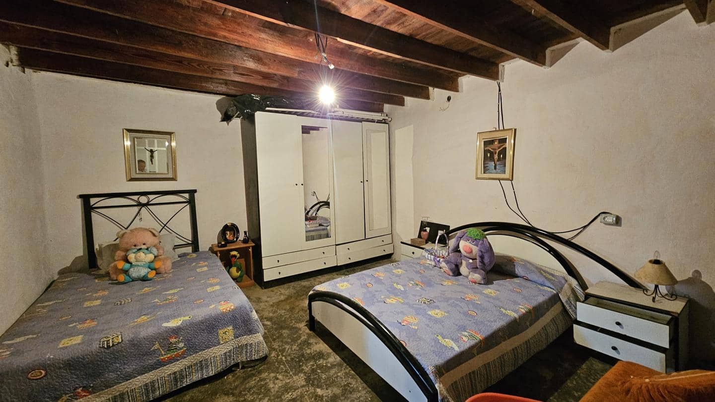 4 sypialnia Finka/Dom wiejski na sprzedaż w San Bartolome de Tirajana z basenem garażem - 160 000 € (Ref: 9566734)