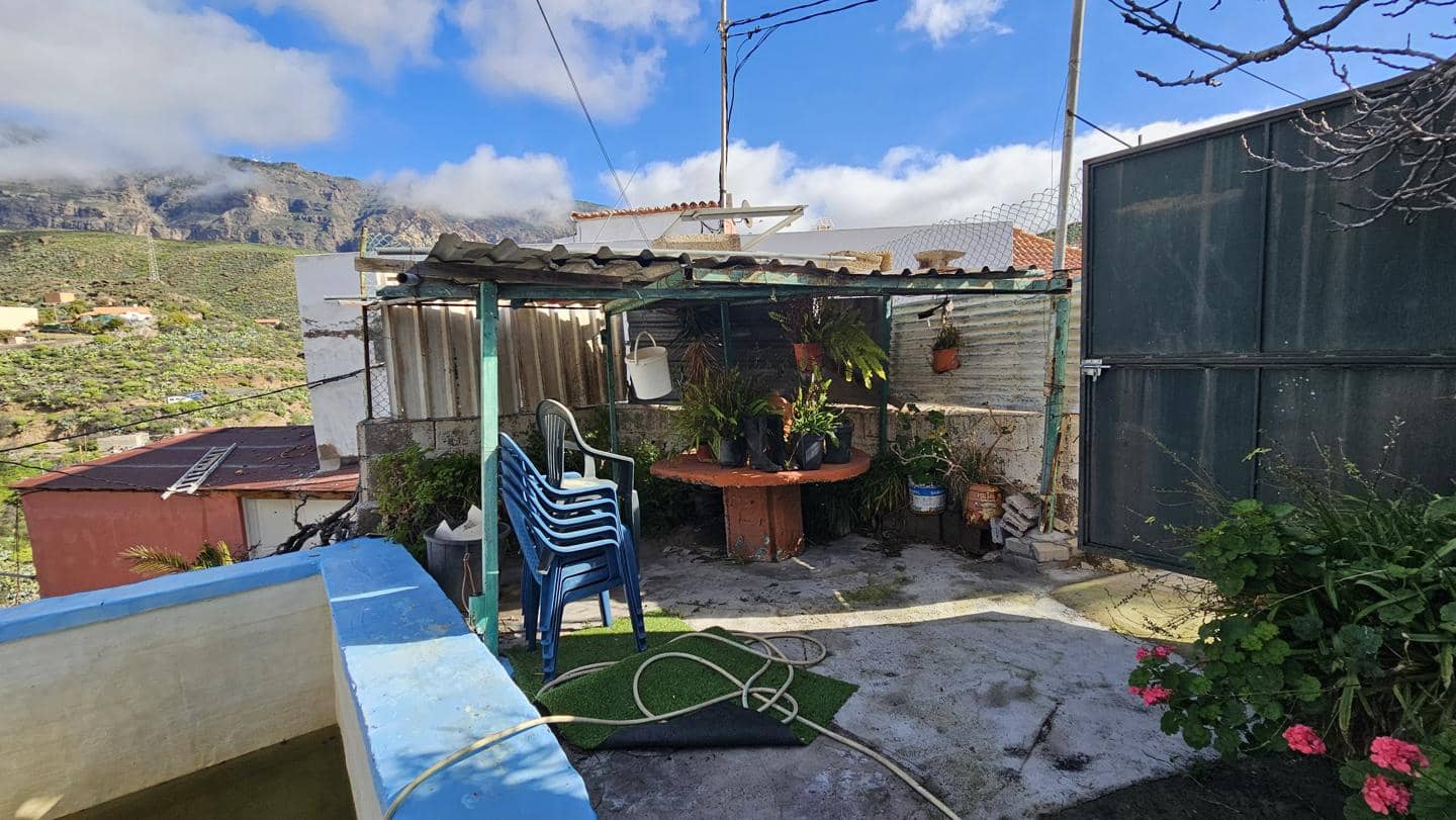 4 sypialnia Finka/Dom wiejski na sprzedaż w San Bartolome de Tirajana z basenem garażem - 160 000 € (Ref: 9566734)