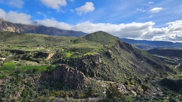 4 sypialnia Finka/Dom wiejski na sprzedaż w San Bartolomé de Tirajana z basenem garażem - 160 000 € (Ref: 9566734)