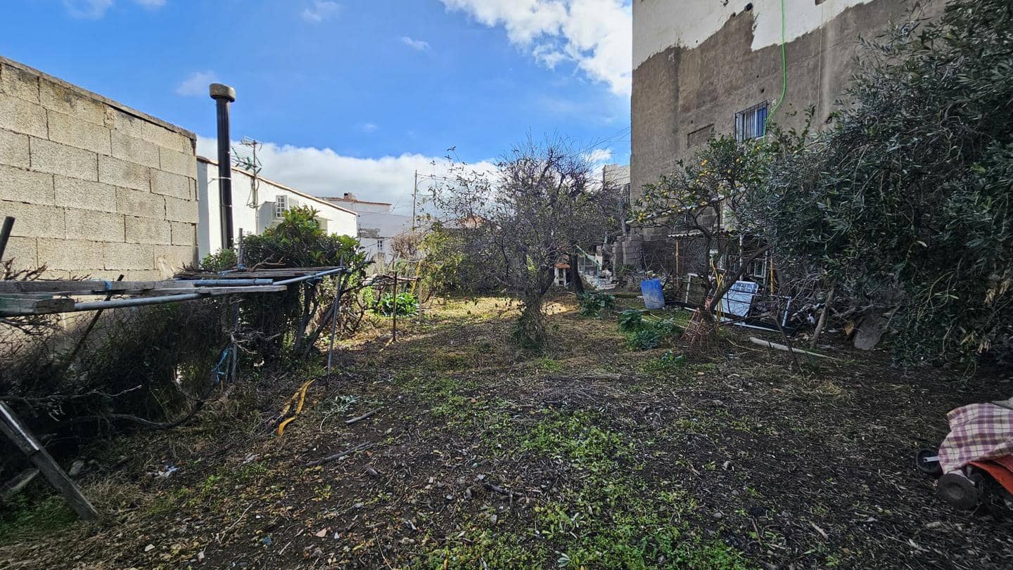 4 sypialnia Finka/Dom wiejski na sprzedaż w San Bartolome de Tirajana z basenem garażem - 160 000 € (Ref: 9566734)