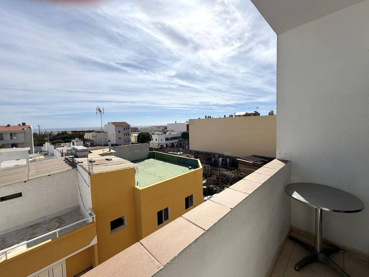 2 soverom Leilighet til salgs i Vecindario med garasje - € 172 000 (Ref: 9570066)