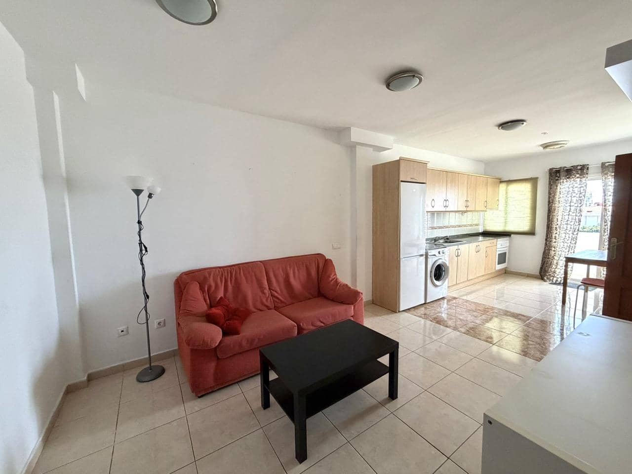 2 soverom Leilighet til salgs i Vecindario med garasje - € 172 000 (Ref: 9570066)