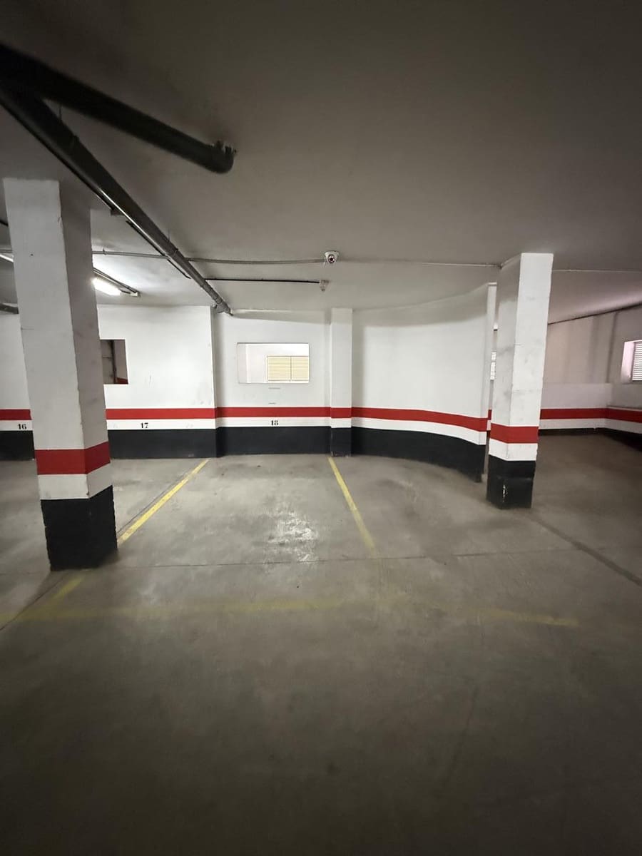 2 bedroom Flat for sale in Vecindario with garage - € 172,000 (Ref: 9570066)