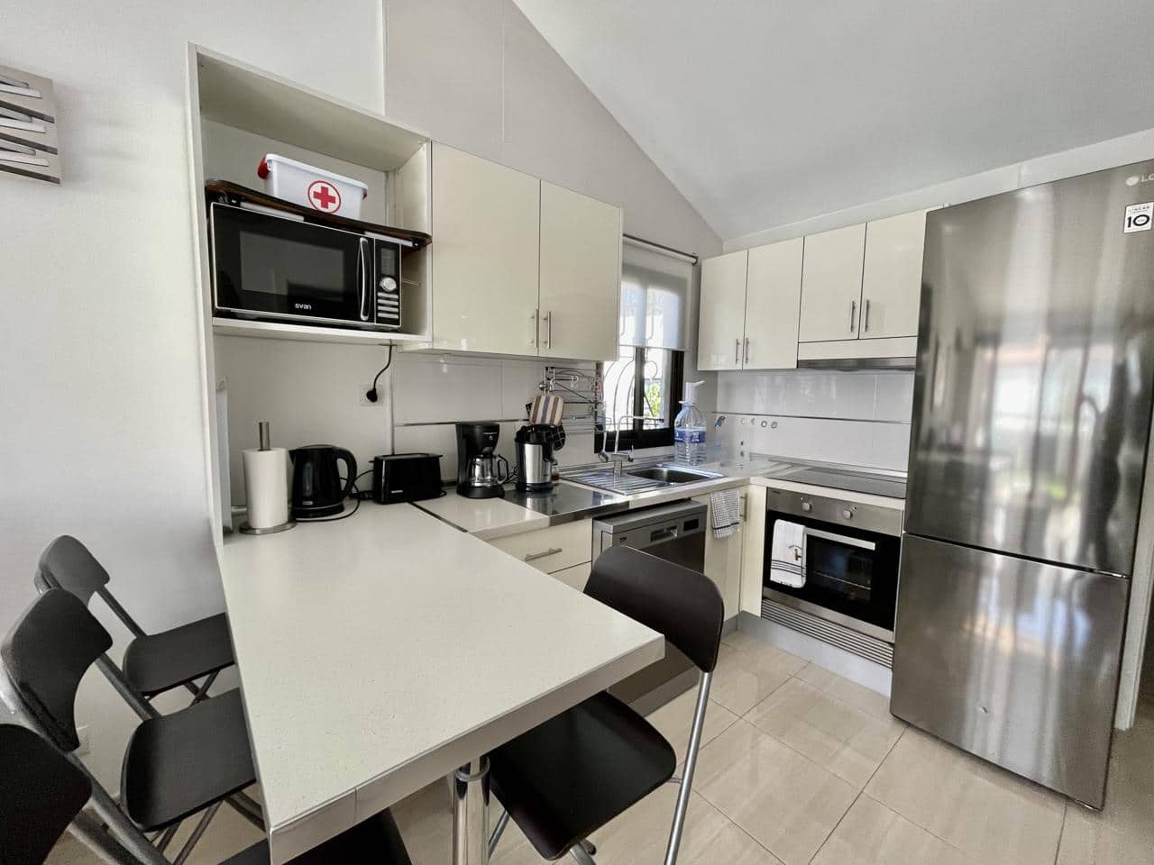 2 Zimmer Bungalow zu vermieten in Playa del Ingles mit Pool - 1.600 € (Ref: 9603446)