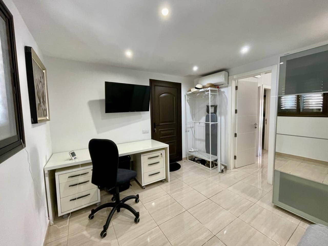 2 Zimmer Bungalow zu vermieten in Playa del Ingles mit Pool - 1.600 € (Ref: 9603446)