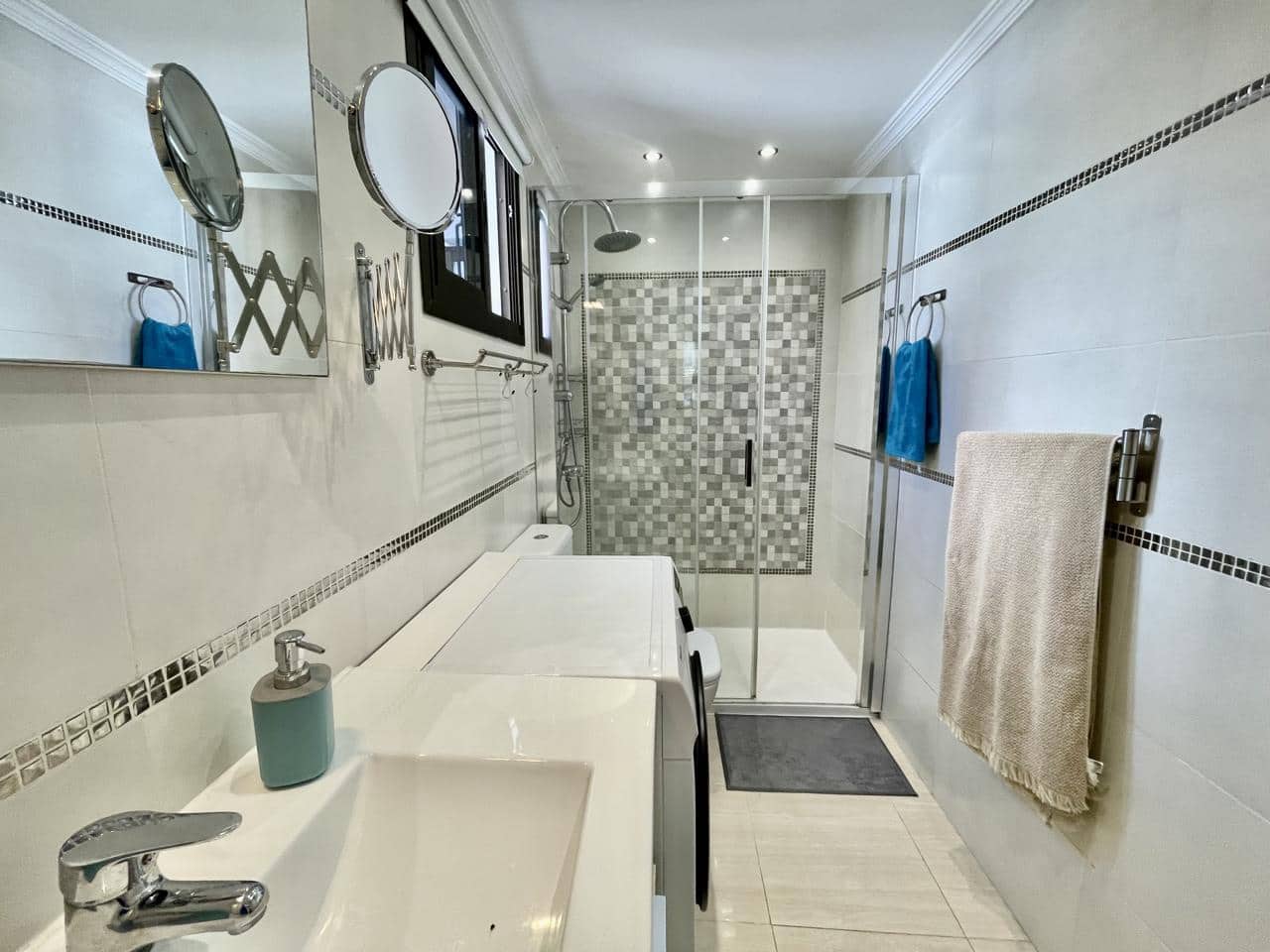 2 Zimmer Bungalow zu vermieten in Playa del Ingles mit Pool - 1.600 € (Ref: 9603446)