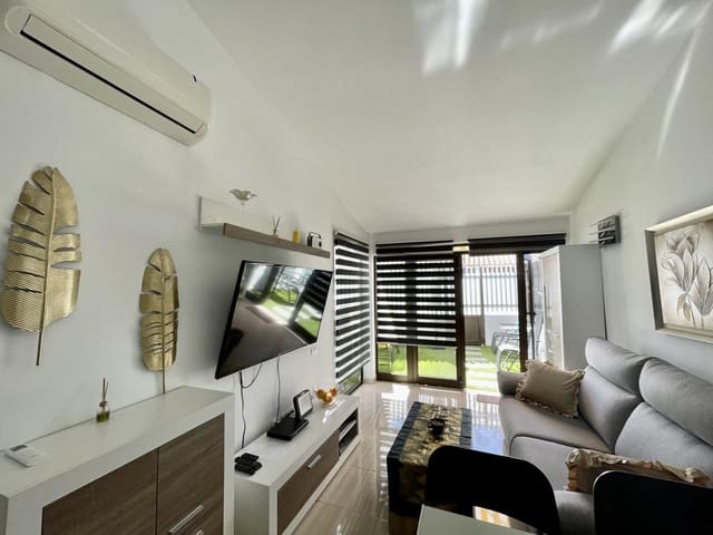 2 makuuhuone Bungalow vuokrattavana paikassa Playa del Inglés, San Bartolomé de Tirajana mukana uima-altaan - 1 600 € (Ref: 9603446)