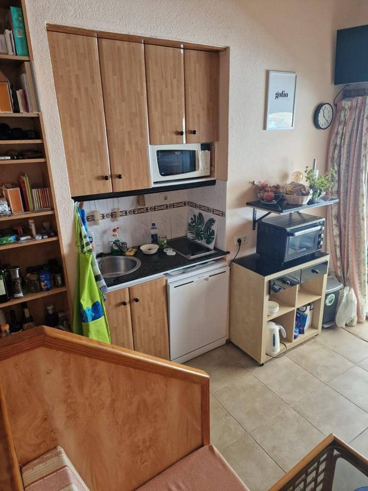 Piso en Mogán en venta con piscina garaje - 130.000 € (Ref: 9610337)