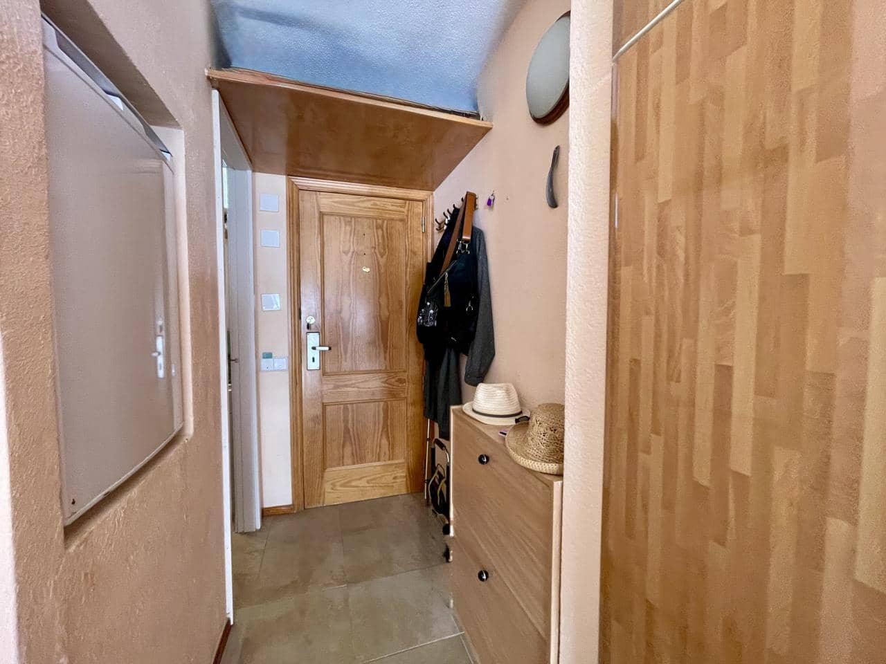 Apartamento para venda em Mogan com piscina garagem - 130 000 € (Ref: 9610337)