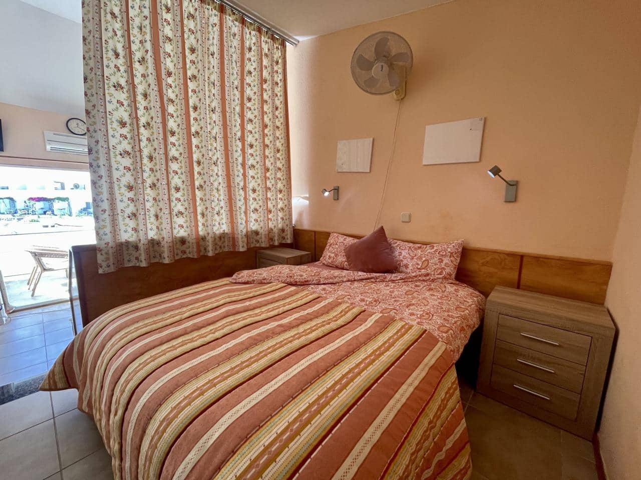 Apartamento para venda em Mogan com piscina garagem - 130 000 € (Ref: 9610337)