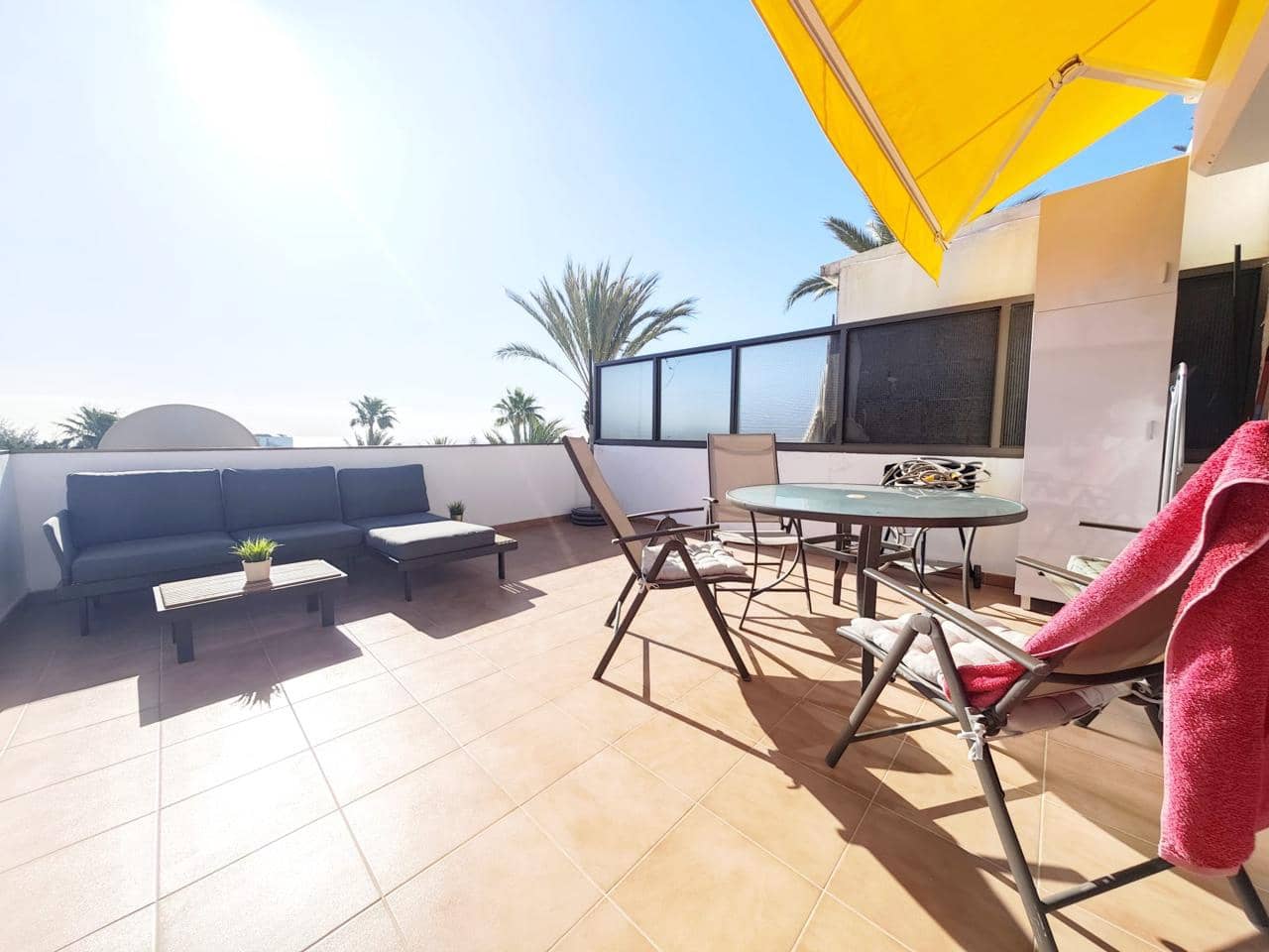 2 Zimmer Wohnung zu vermieten in San Agustin mit Pool - 1.600 € (Ref: 9618674)