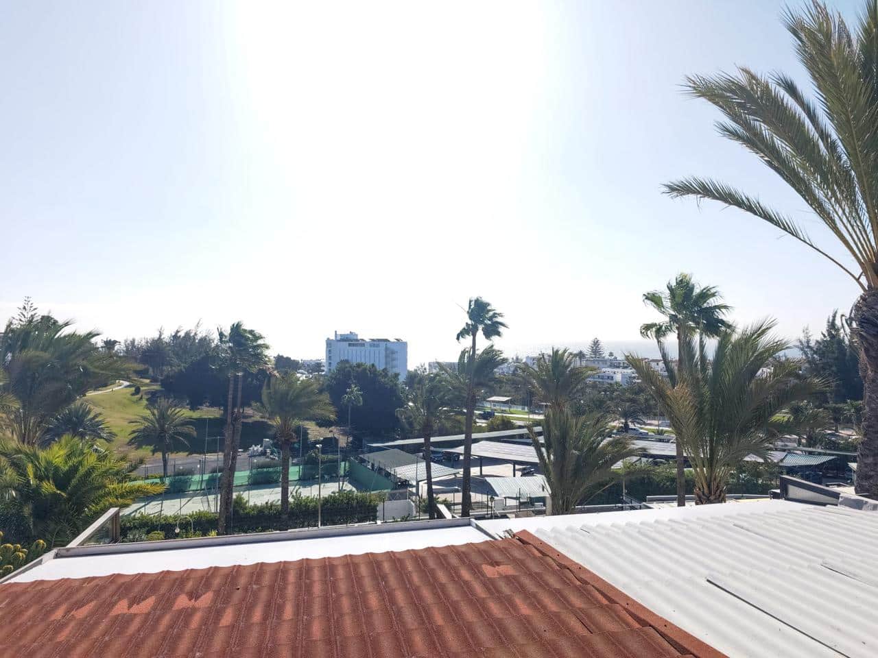 2 Zimmer Wohnung zu vermieten in San Agustin mit Pool - 1.600 € (Ref: 9618674)