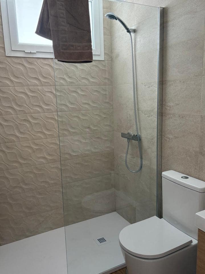 Apartamento para arrendar em San Agustin com piscina - 900 € (Ref: 9653173)