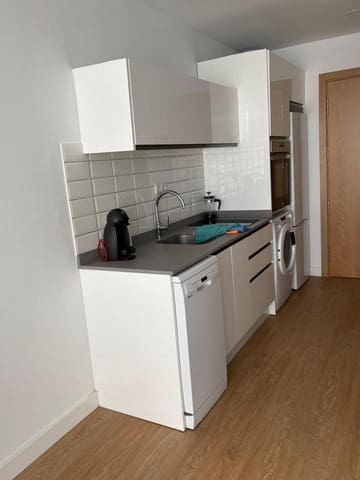 Apartamento para arrendar em San Agustín, San Bartolomé de Tirajana com piscina - 900 € (Ref: 9653173)