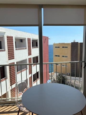 Apartamento para arrendar em San Agustín, San Bartolomé de Tirajana com piscina - 900 € (Ref: 9653173)