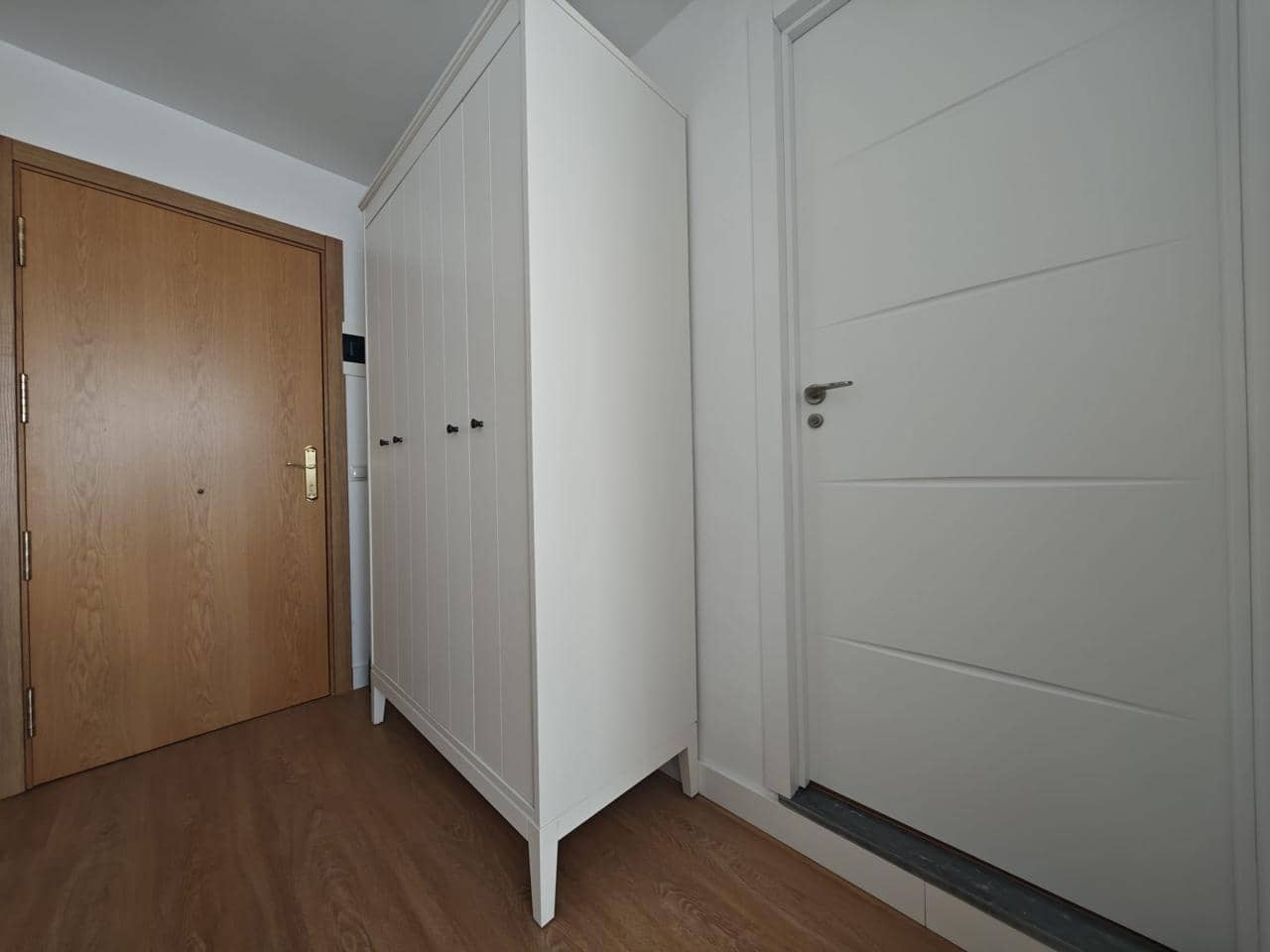 Flat for rent in San Agustin with pool - € 900 (Ref: 9653173)