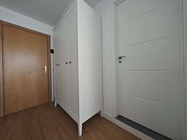 Flat for rent in San Agustín, San Bartolomé de Tirajana with pool - € 900 (Ref: 9653173)