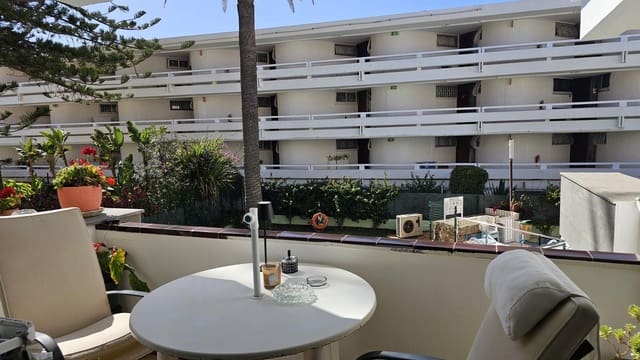 1 bedroom Flat for rent in Playa del Inglés, San Bartolomé de Tirajana with pool - € 1,100 (Ref: 9656687)
