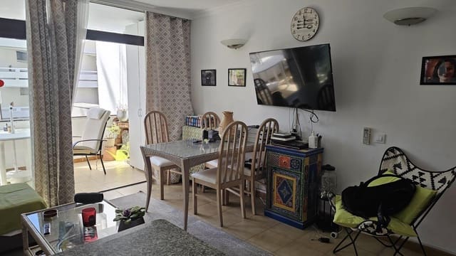 1 bedroom Flat for rent in Playa del Inglés, San Bartolomé de Tirajana with pool - € 1,100 (Ref: 9656687)