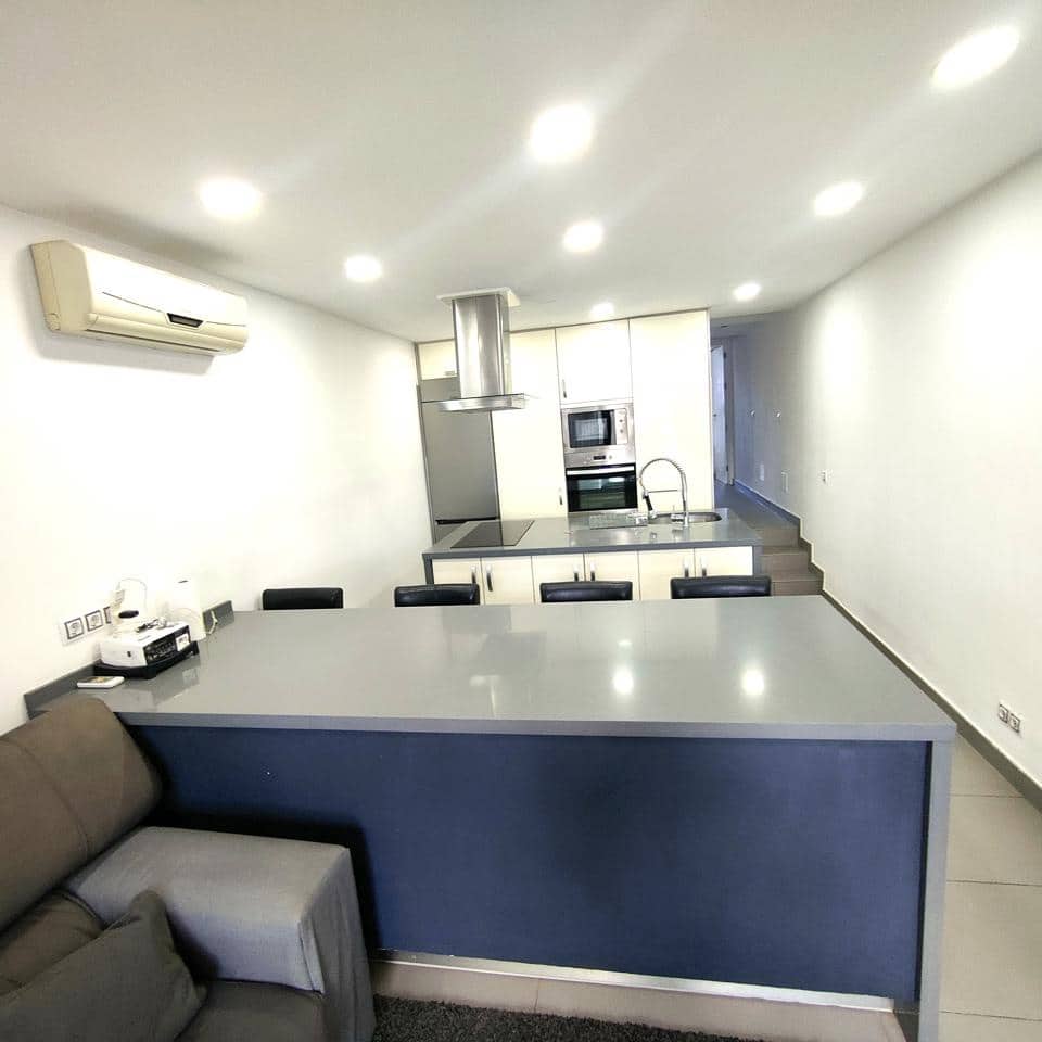 3 camera da letto Villa da affittare in San Agustin con piscina garage - 3.200 € (Rif: 9684255)