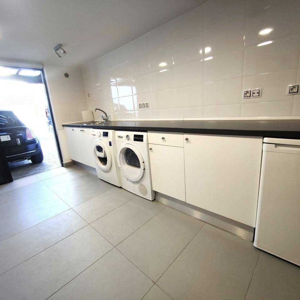 3 camera da letto Villa da affittare in San Agustin con piscina garage - 3.200 € (Rif: 9684255)