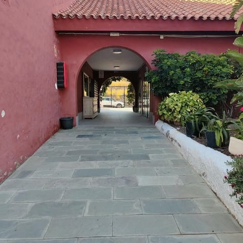 3 camera da letto Villa da affittare in San Agustín, San Bartolomé de Tirajana con piscina garage - 3.200 € (Rif: 9684255)