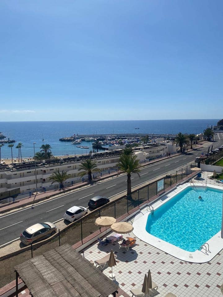 Flat for rent in Puerto Rico with pool - € 950 (Ref: 9687616)