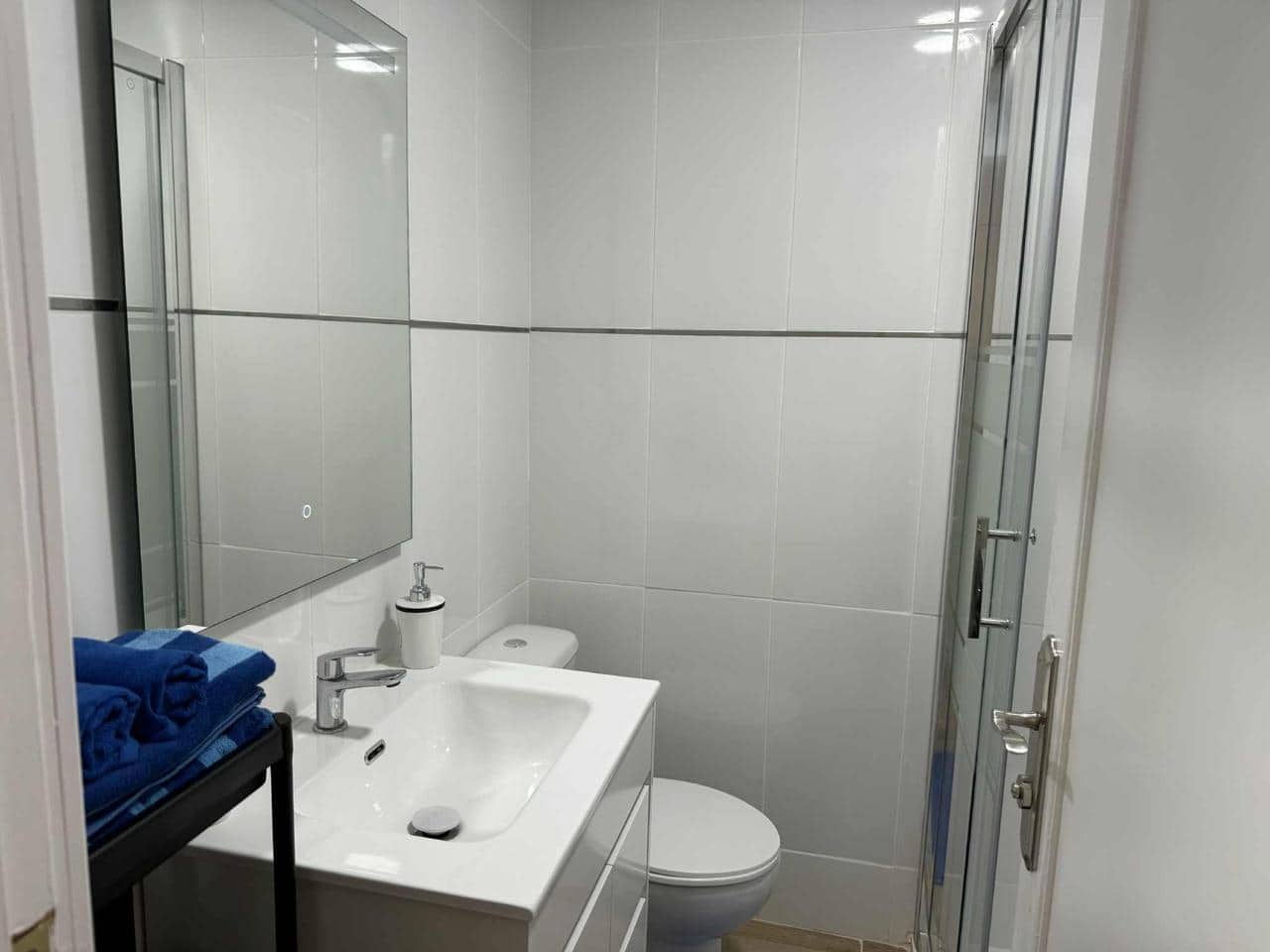 Flat for rent in Puerto Rico with pool - € 950 (Ref: 9687616)