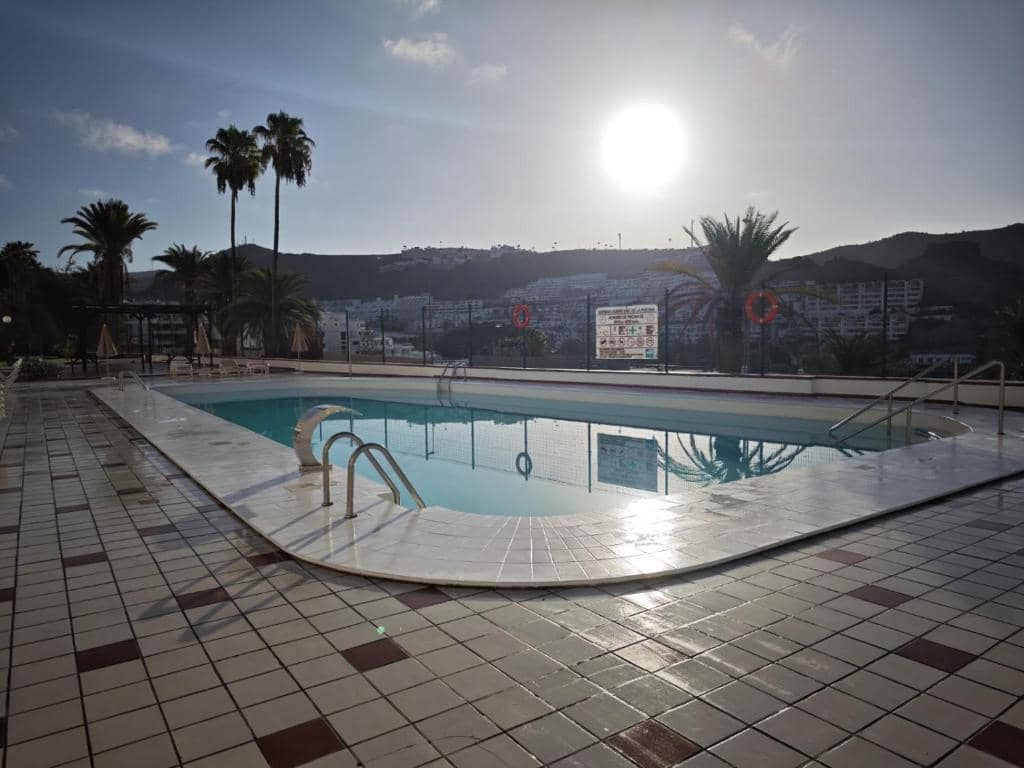 Flat for rent in Puerto Rico with pool - € 1,000 (Ref: 9700069)