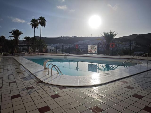 Appartamento da affittare in Puerto Rico, Mogán con piscina - 1.000 € (Rif: 9700069)