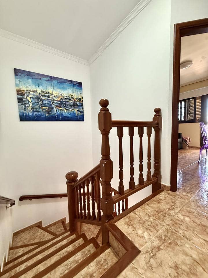 6 camera da letto Villa in vendita in Las Palmas de Gran Canaria con garage - 495.000 € (Rif: 9706044)