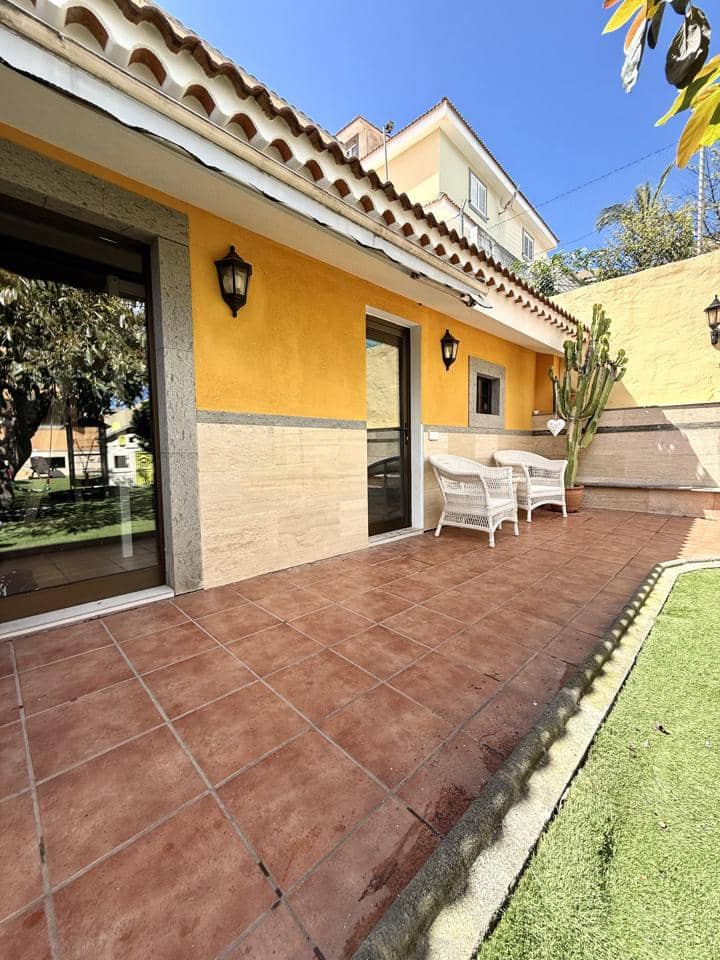 6 camera da letto Villa in vendita in Las Palmas de Gran Canaria con garage - 495.000 € (Rif: 9706044)