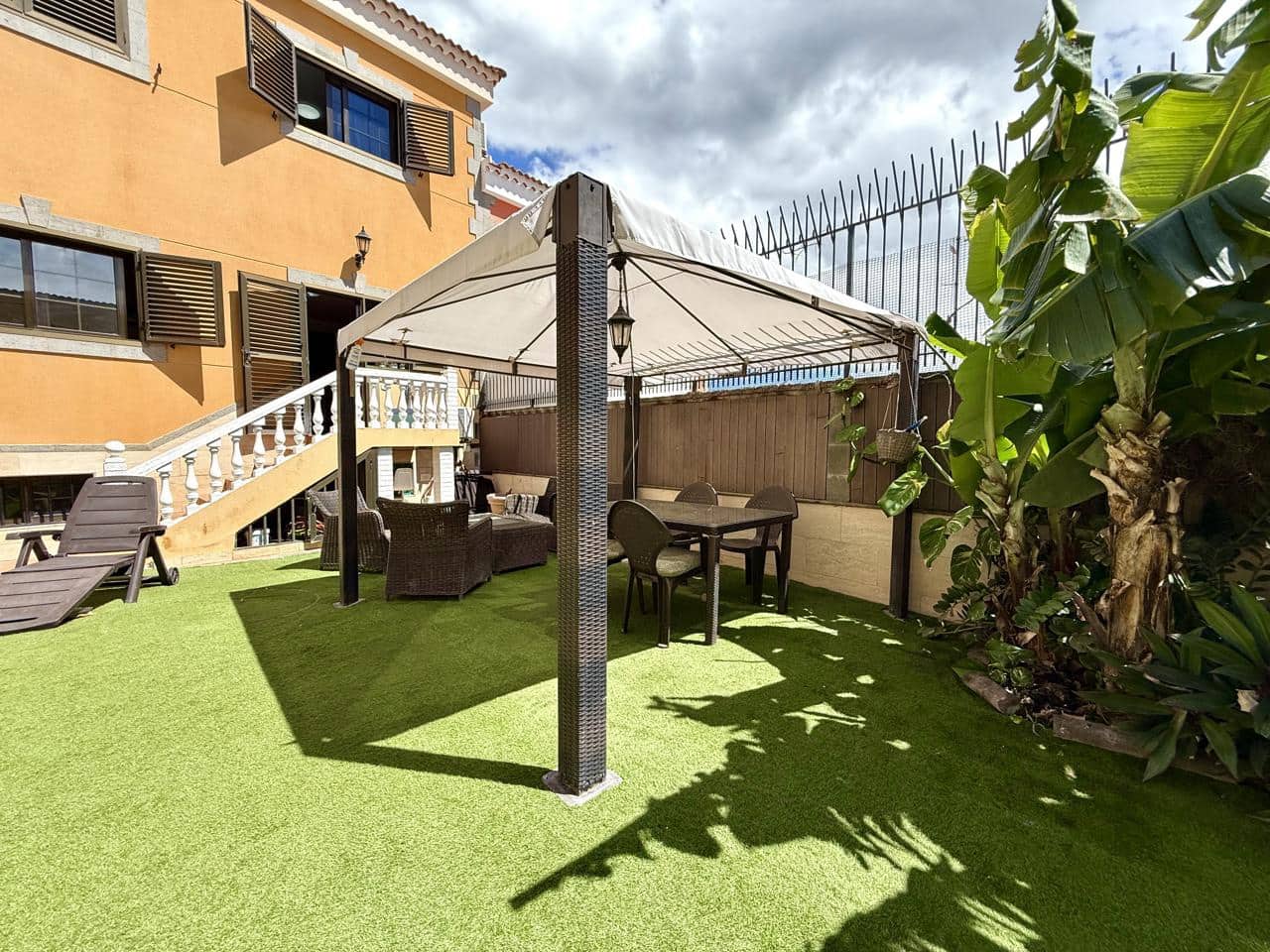 6 camera da letto Villa in vendita in Las Palmas de Gran Canaria con garage - 495.000 € (Rif: 9706044)