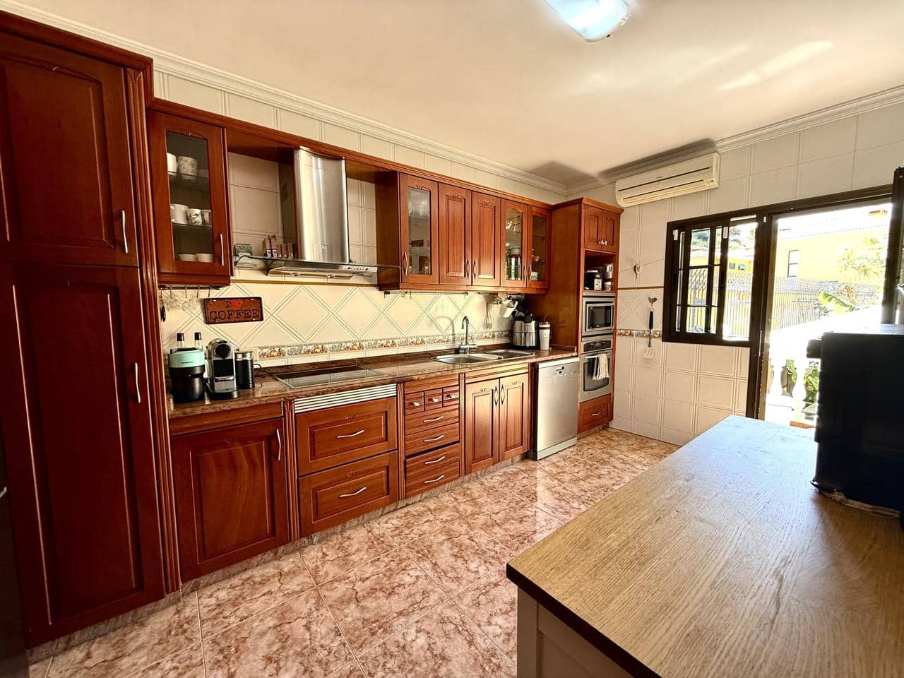 6 camera da letto Villa in vendita in Las Palmas de Gran Canaria con garage - 495.000 € (Rif: 9706044)