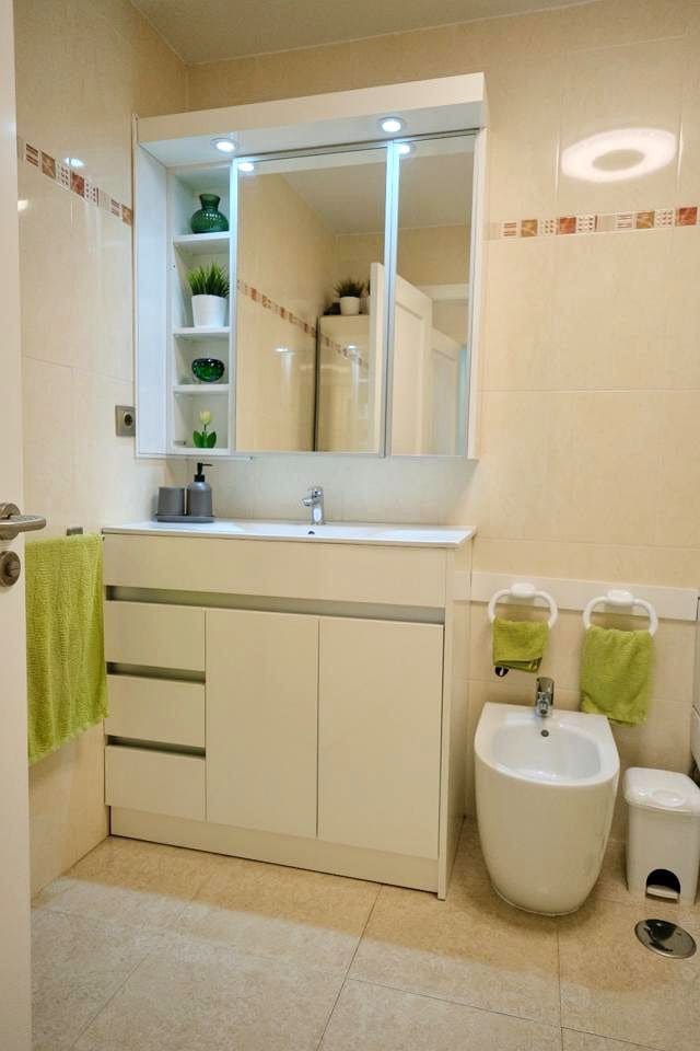 Appartement de 3 chambres à louer à Vecindario avec garage - 1 300 € (Ref: 9713851)