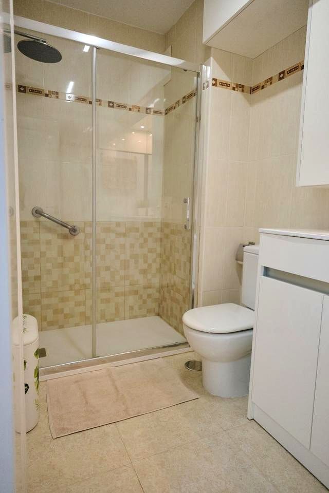 Appartement de 3 chambres à louer à Vecindario avec garage - 1 300 € (Ref: 9713851)