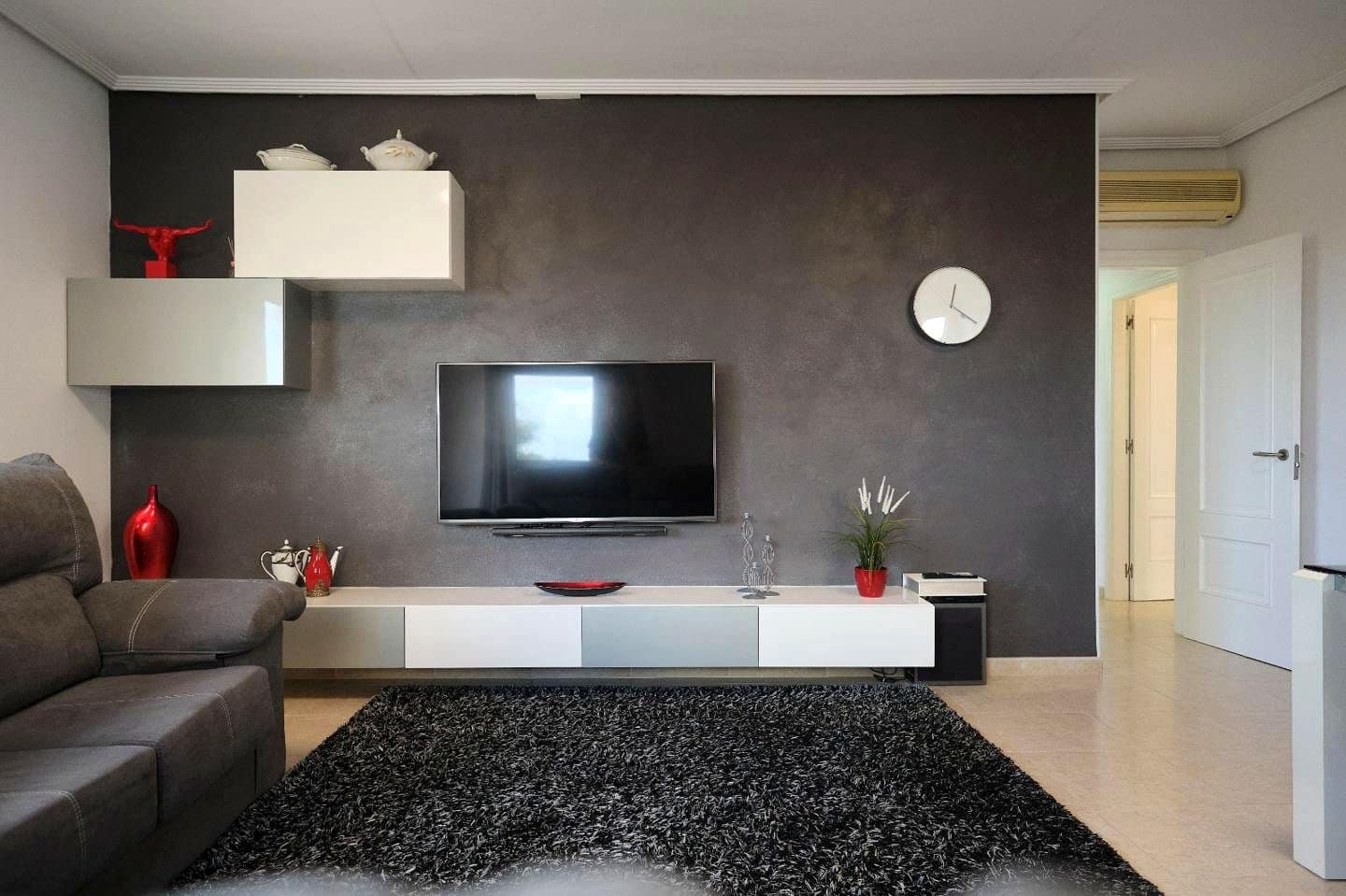 Appartement de 3 chambres à louer à Vecindario avec garage - 1 300 € (Ref: 9713851)