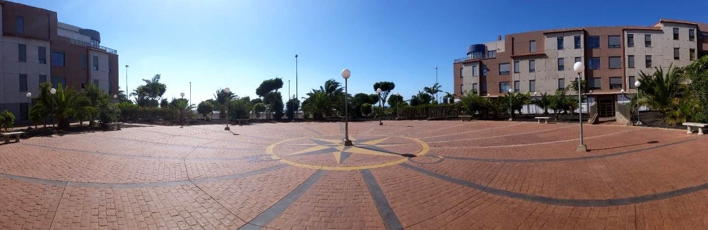 Appartement de 3 chambres à louer à Vecindario avec garage - 1 300 € (Ref: 9713851)