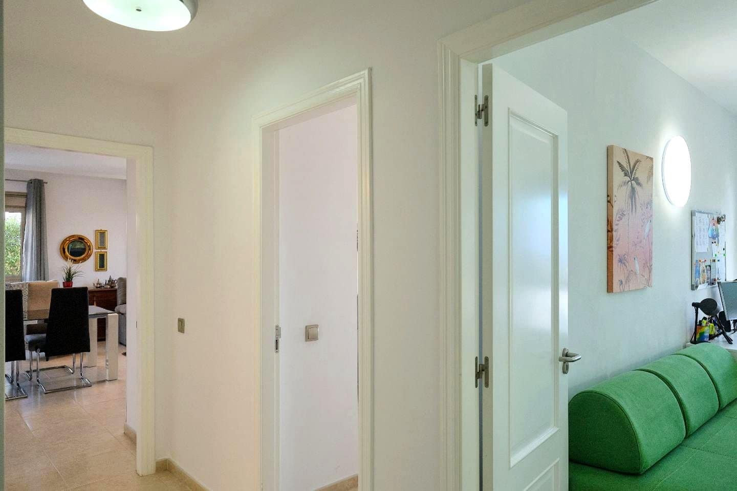 Appartement de 3 chambres à louer à Vecindario avec garage - 1 300 € (Ref: 9713851)