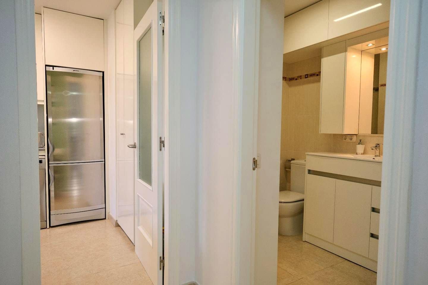 Appartement de 3 chambres à louer à Vecindario avec garage - 1 300 € (Ref: 9713851)