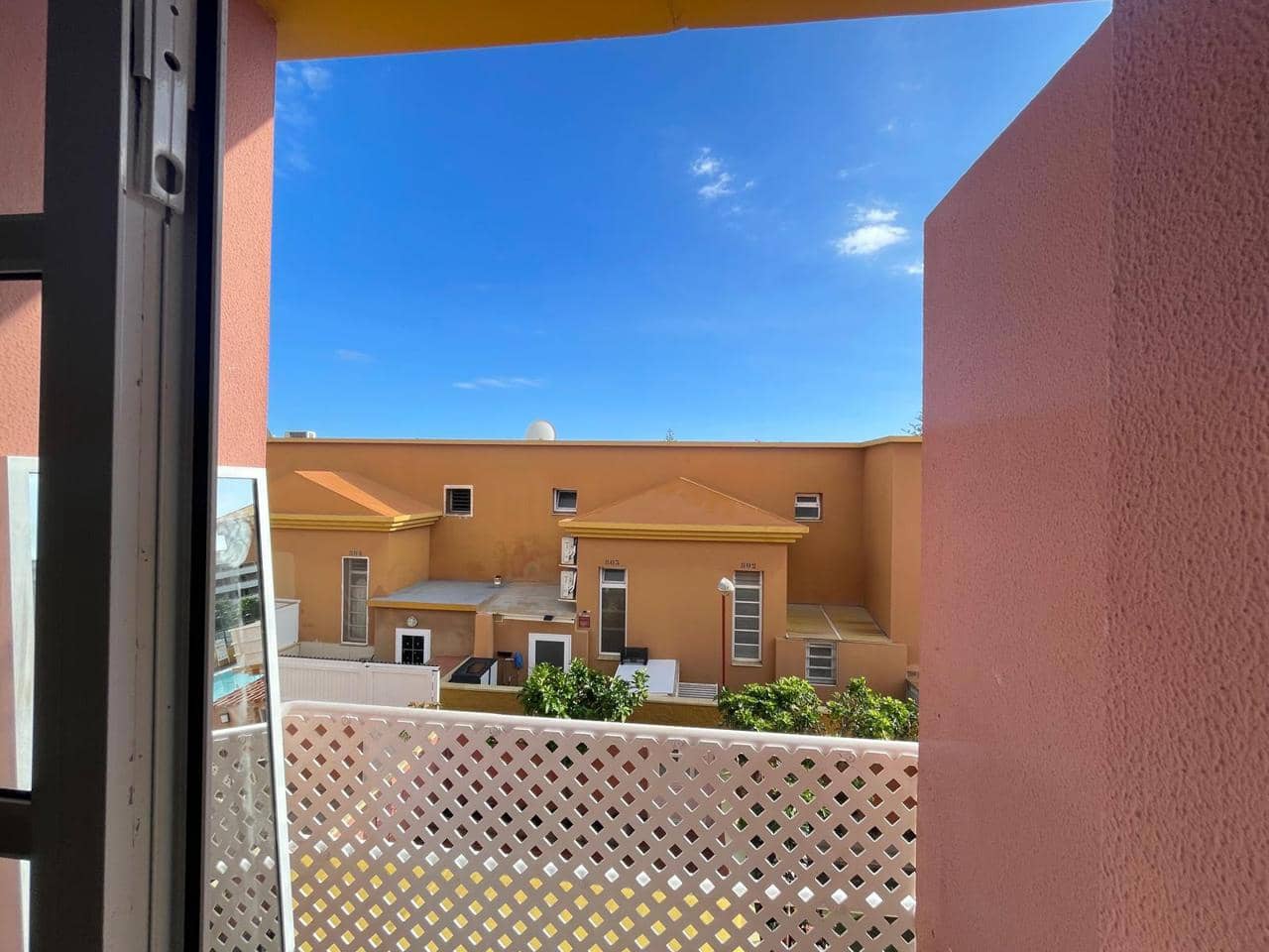 1 bedroom Flat for rent in San Agustin with pool - € 1,300 (Ref: 9715448)