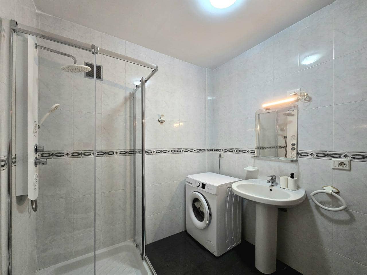 2 bedroom Flat for sale in Mogan with pool - € 355,000 (Ref: 9720434)