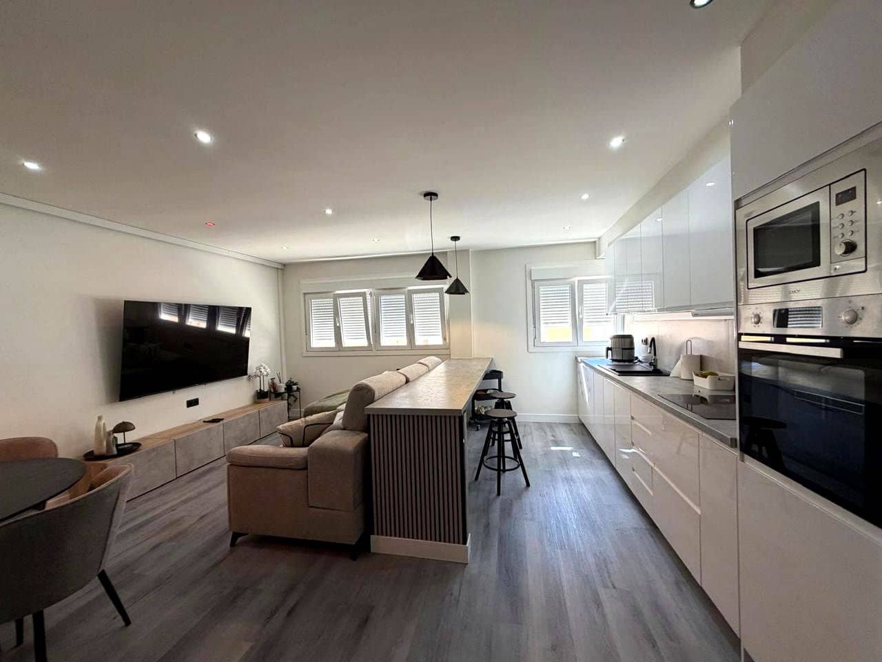 3 quarto Apartamento para arrendar em San Fernando - 1 450 € (Ref: 9730618)