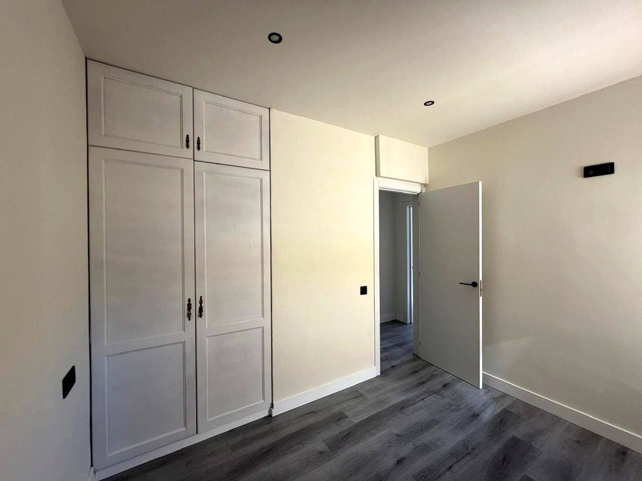 3 quarto Apartamento para arrendar em San Fernando - 1 450 € (Ref: 9730618)