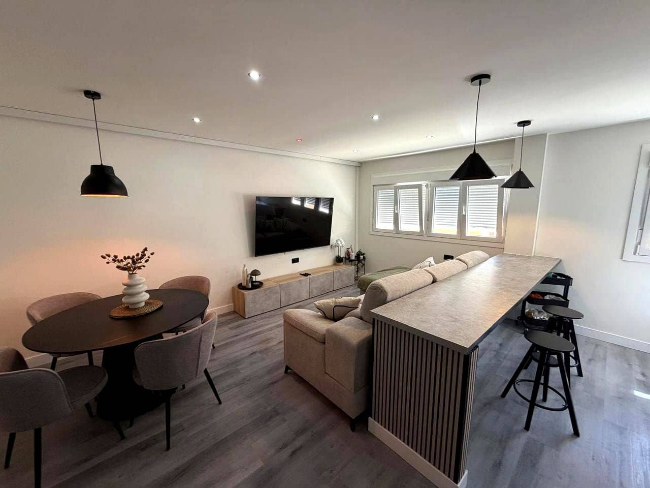 3 quarto Apartamento para arrendar em San Fernando - 1 450 € (Ref: 9730618)