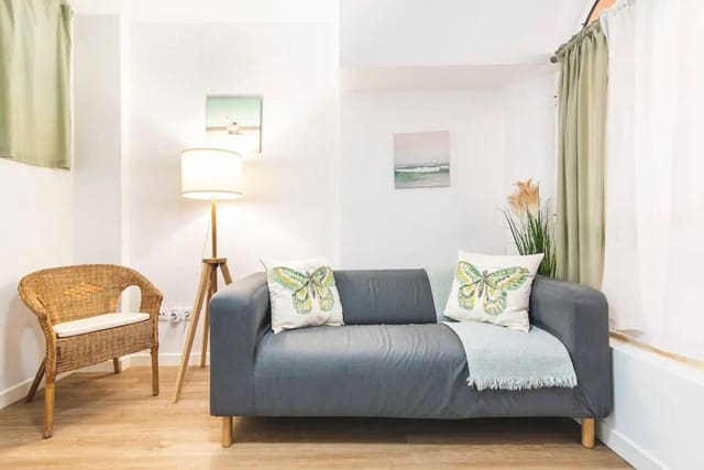 Piso de 1 habitación en Santa Catalina - Canteras, Las Palmas de Gran Canaria en alquiler - 1.200 € (Ref: 9730619)